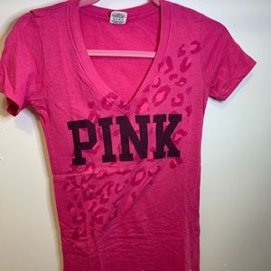 VS Pink cheetah print t shirt - sz xsmall